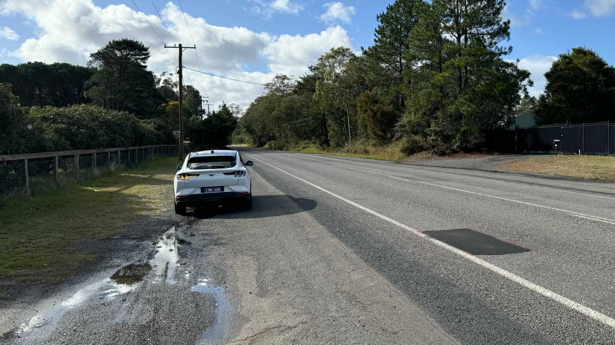 Ford Mustang Mach-E Premium 2024 roadside