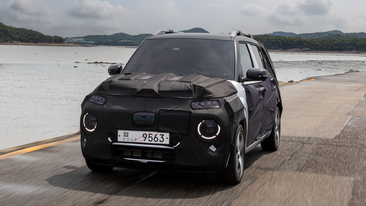 Hyundai Inster 2025 front driving 3