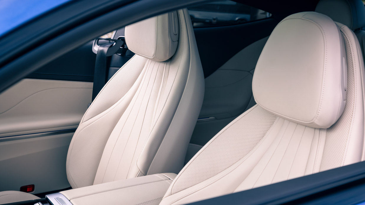 Mercedes-AMG CLE 300 2024 interior seats