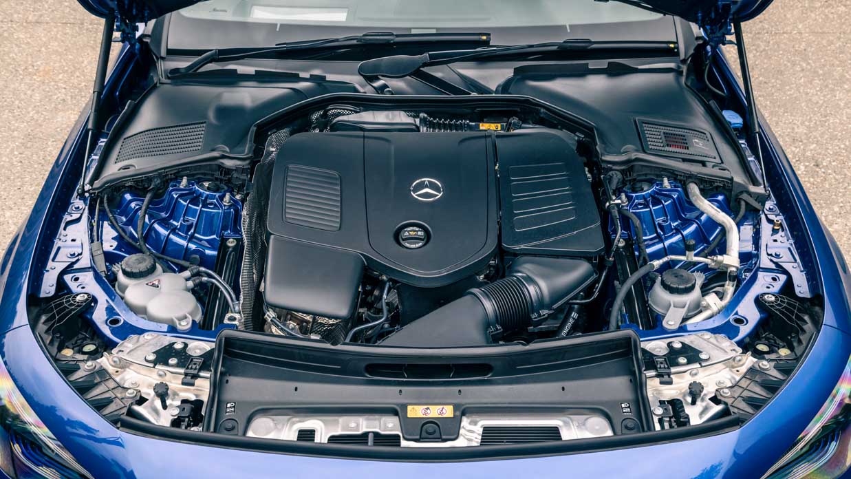 Mercedes-AMG CLE 300 2024 engine