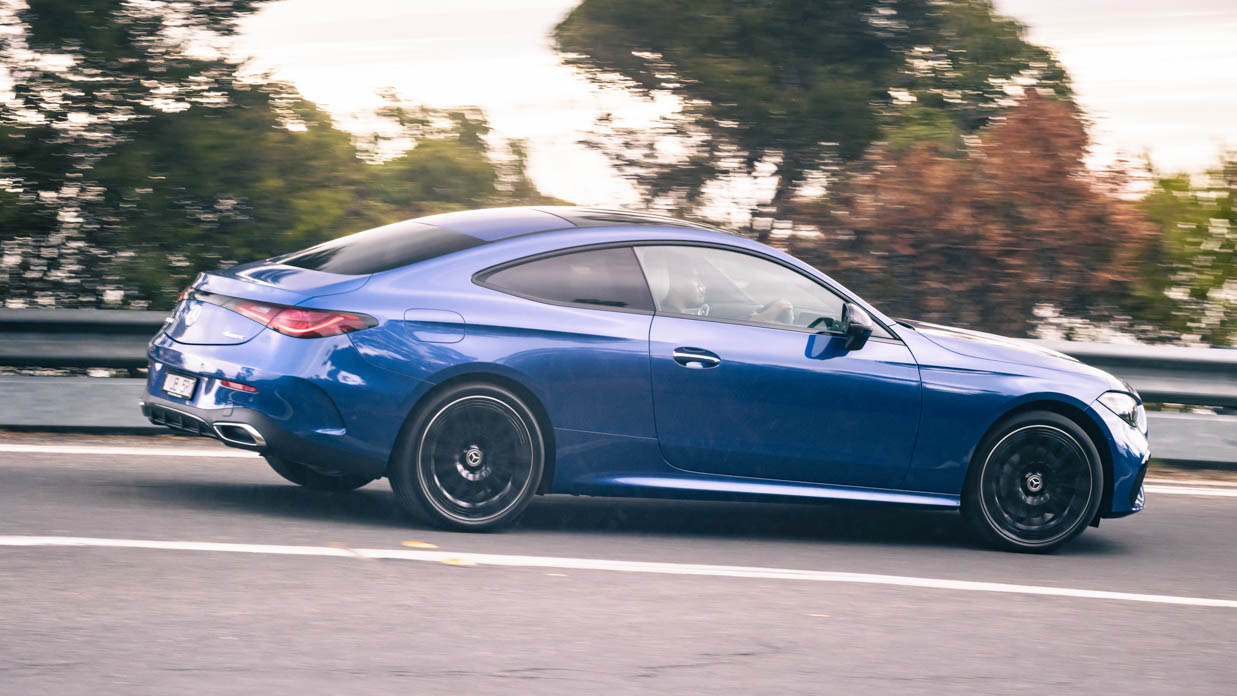 Mercedes-AMG CLE 300 2024 rear