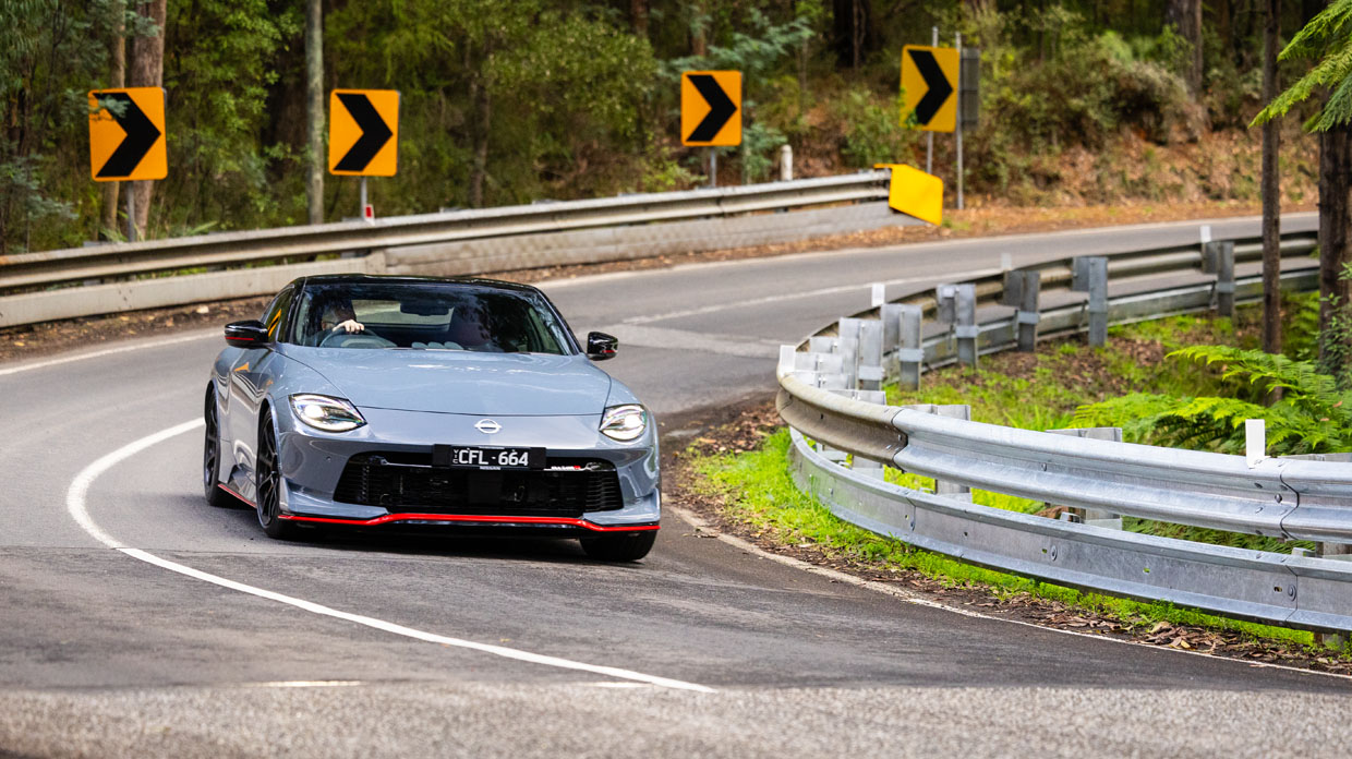 Nissan Z Nismo 2024 driving front 6