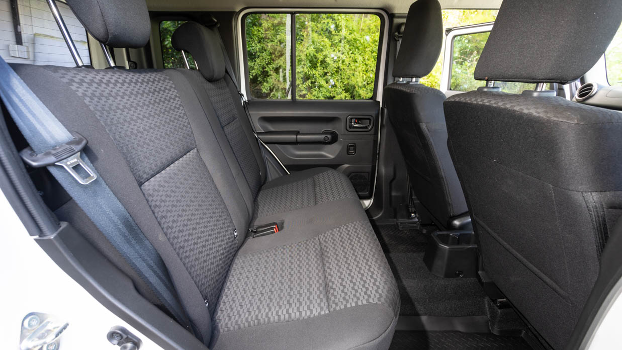 Suzuki Jimny XL 2024 back seat