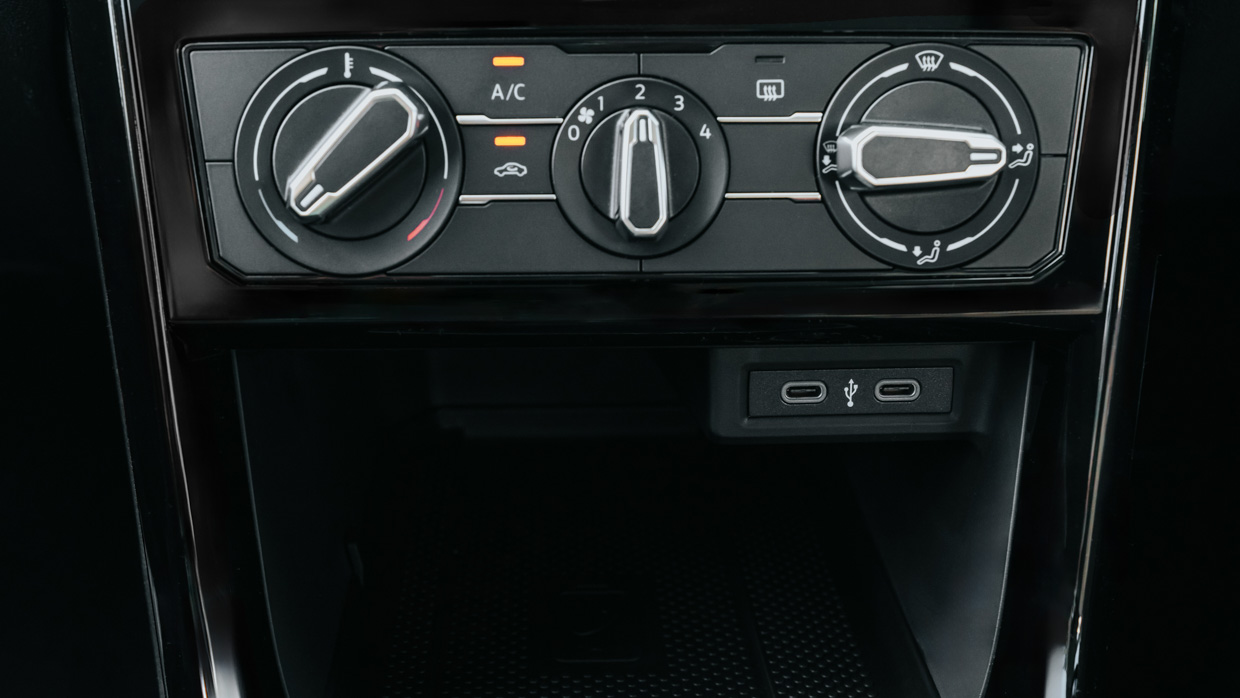 Volkswagen T-Cross 2024 climate controls
