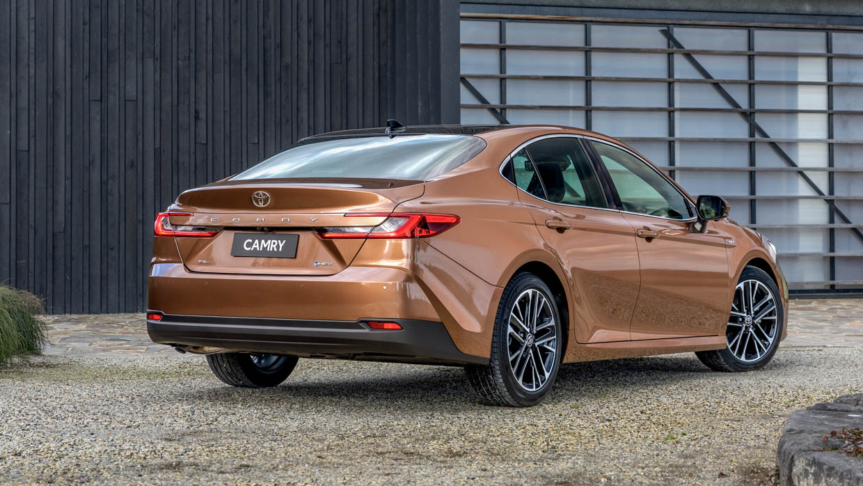 2024 Toyota Camry SL rear 3/4