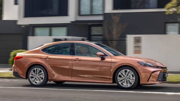 10. 2024 Toyota Camry 8969