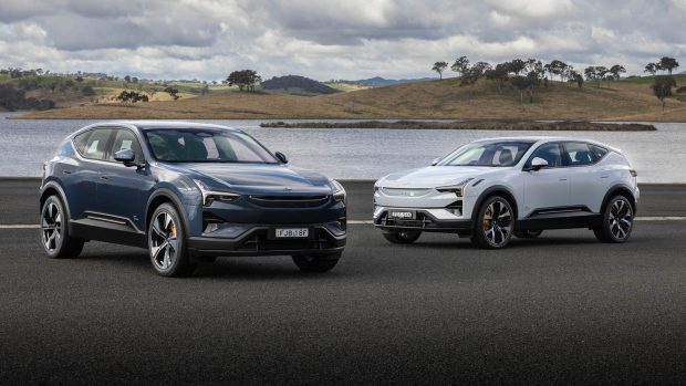 2024 Polestar 3 SUV duo shot front 3/4 angle
