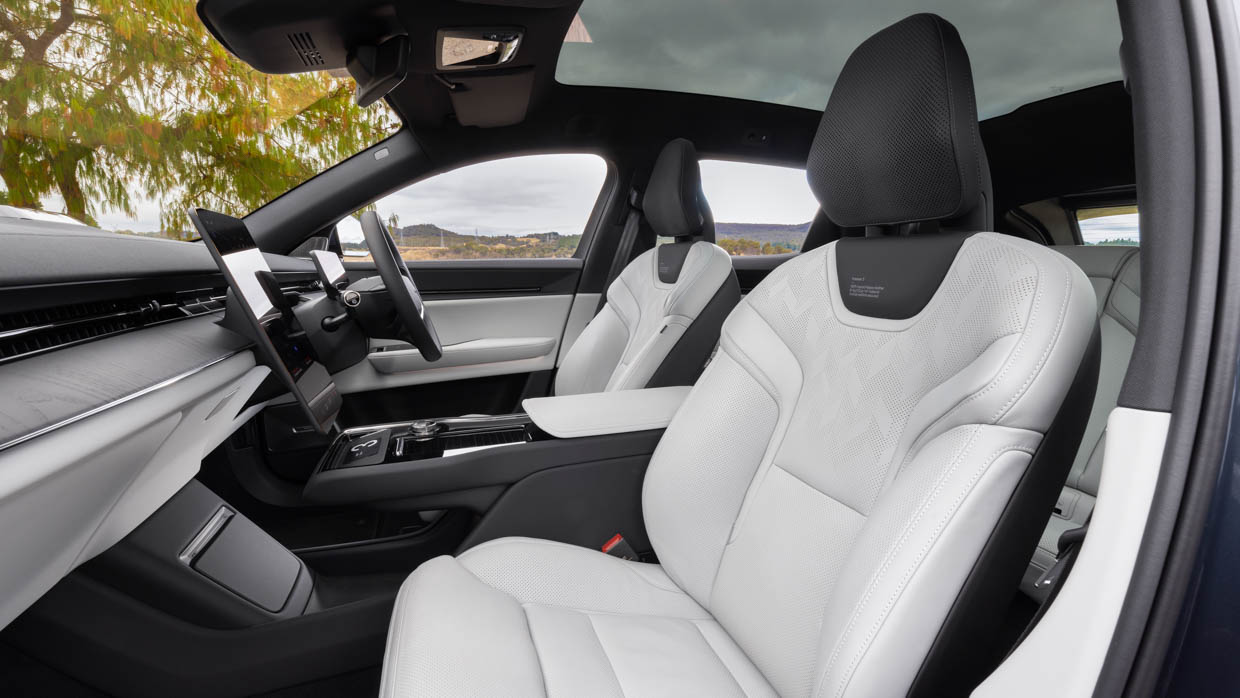 2024 Polestar 3 long range dual motor interior seats