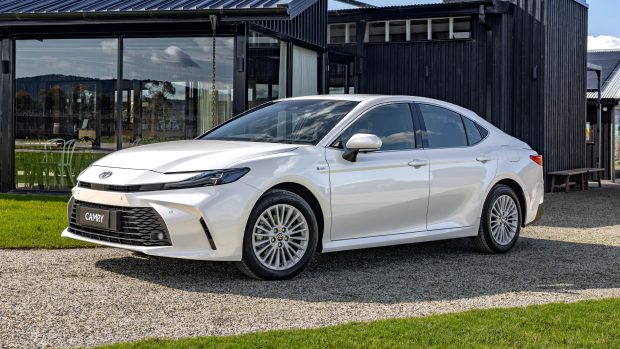 21. 2024 Toyota Camry 7736