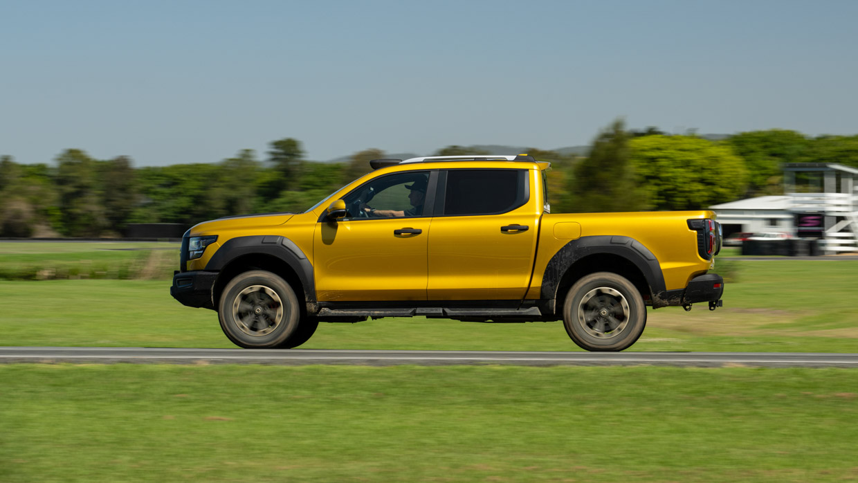 GWM Cannon Alpha PHEV 2024 side