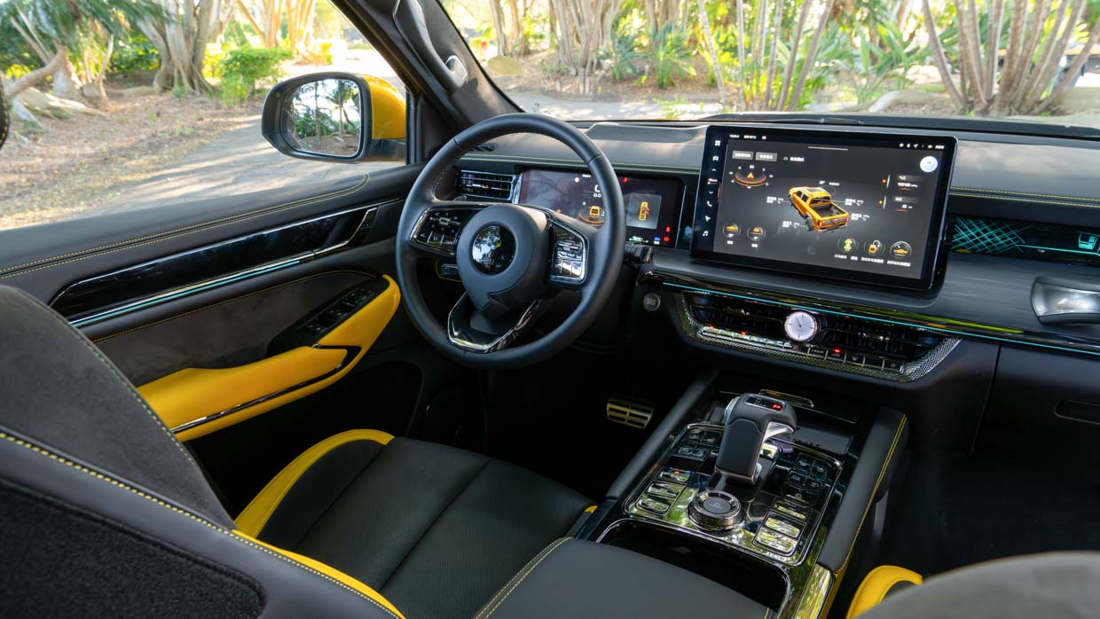 GWM Cannon Alpha PHEV 2024 interior