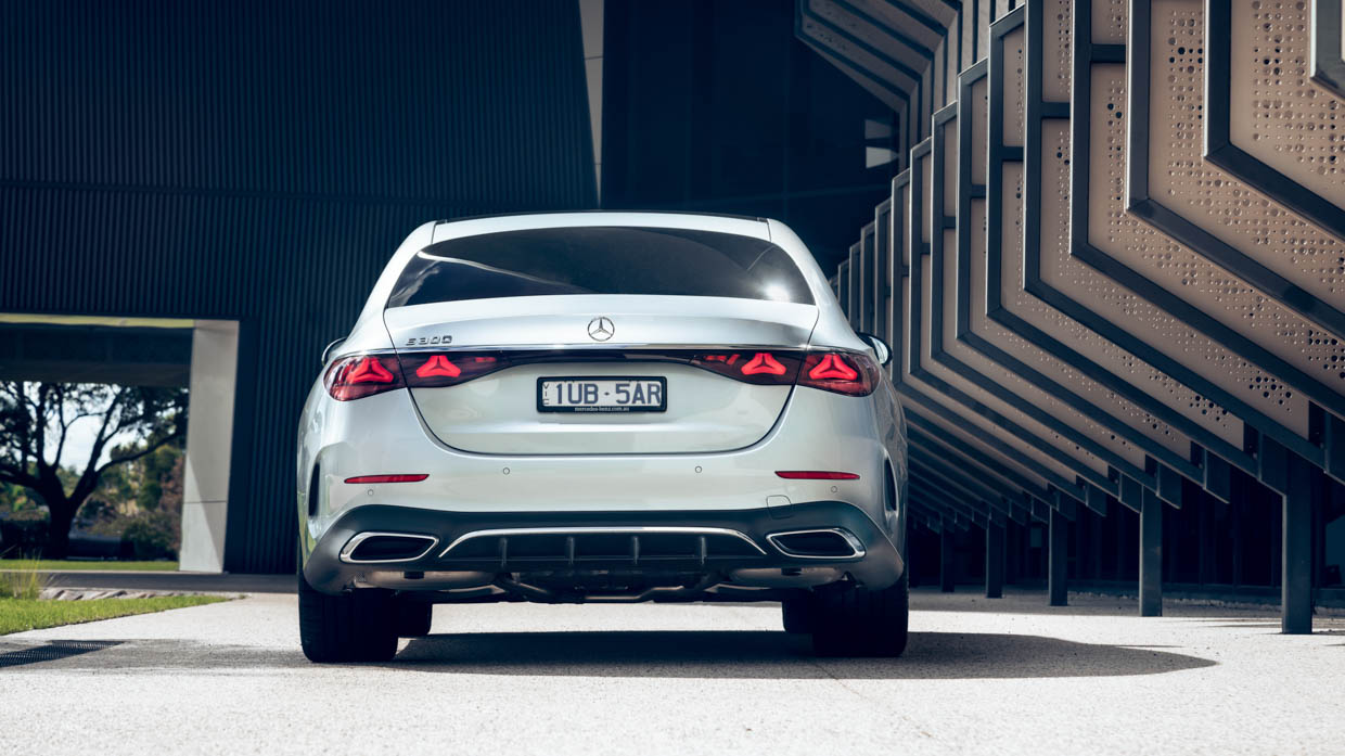 Mercedes-Benz E300 2024 rear