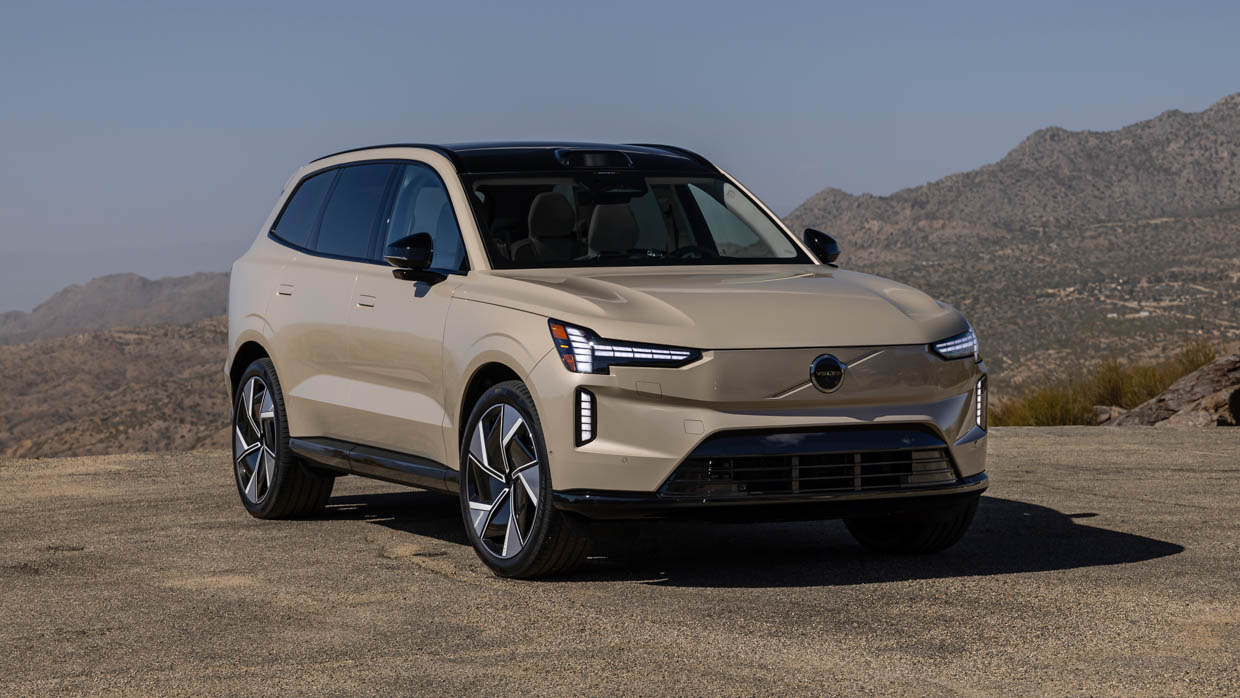 Volvo EX90 2024 front