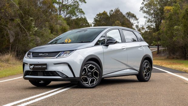 2024 BYD Dolphin Premium very wide front 3/4 cropped