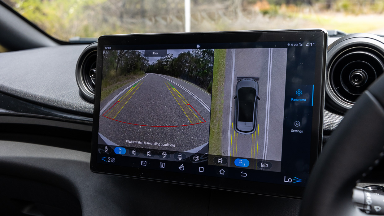 2024 BYD Dolphin Premium interior landscape touchscreen reverse camera