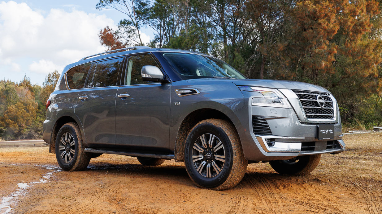 2024 Nissan Patrol Ti-L side profile angle static