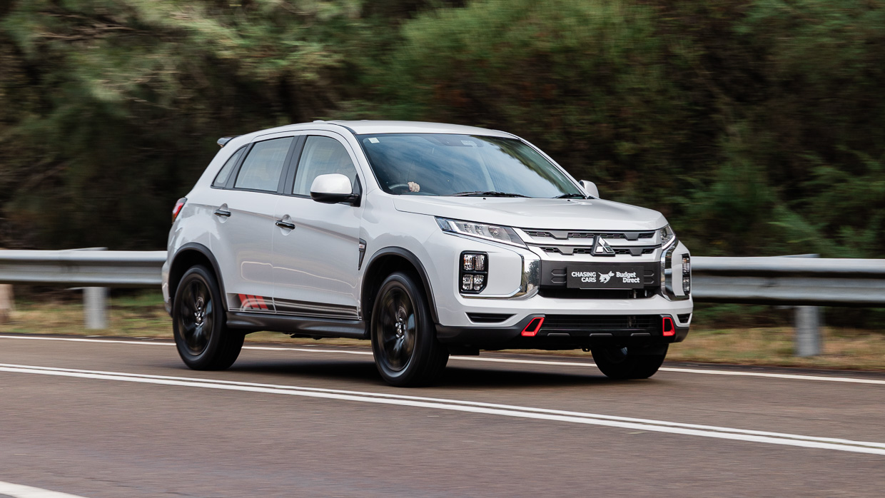 2024 Mitsubishi ASX Street Pack front angle driving shot cornering 3