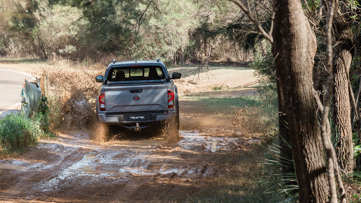 2024 Nissan Navara Pro-4X Warrior mud splash