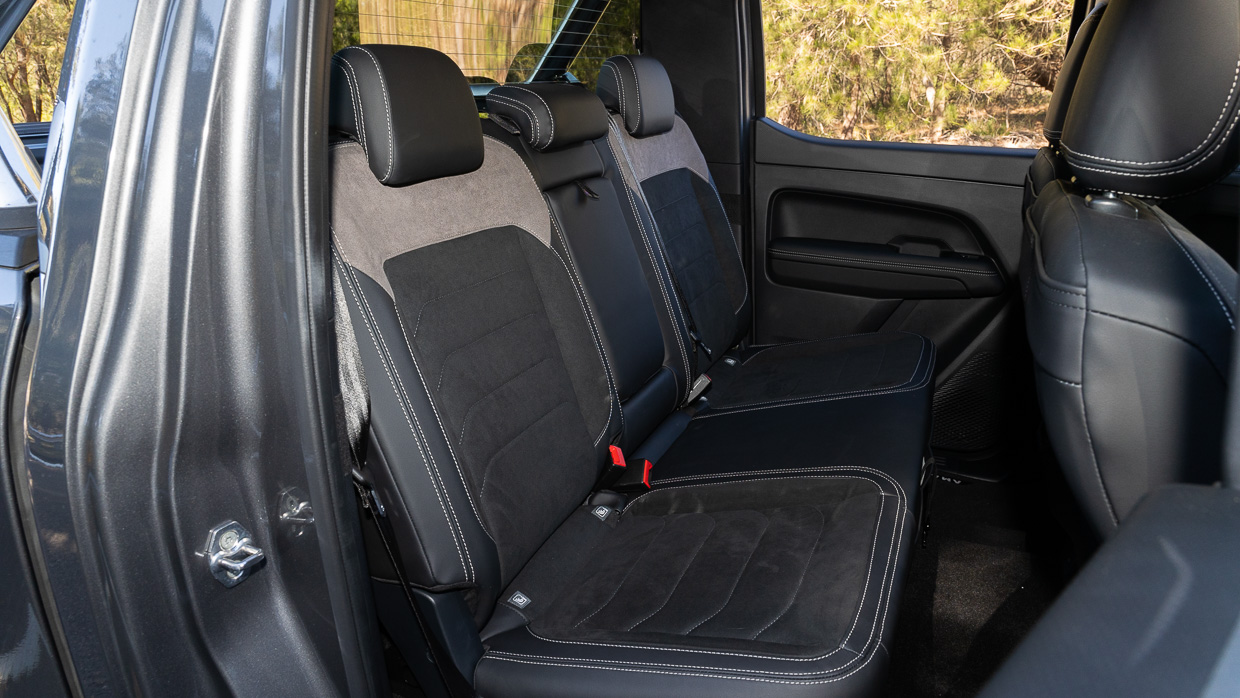 2024 Volkswagen Amarok Style TDI500 rear seats wide