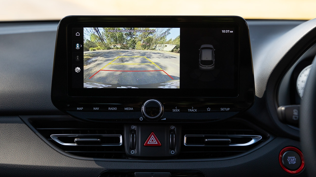 2024 Hyundai i30 N Line interior reversing camera
