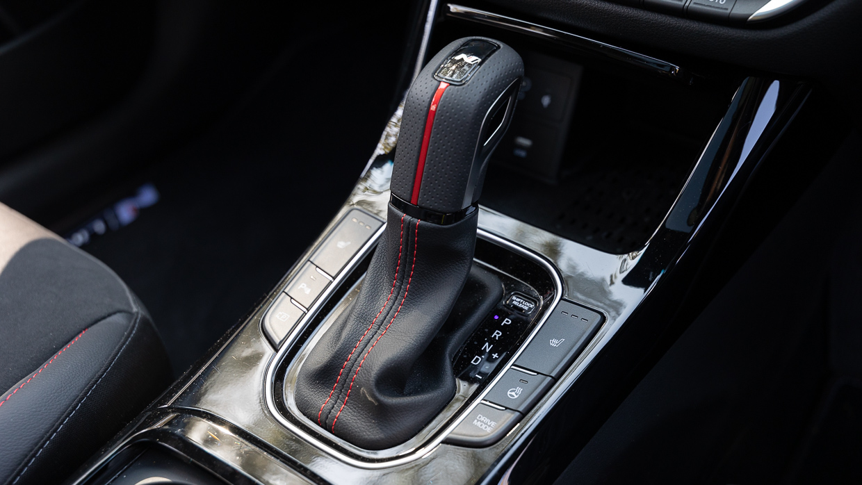 2024 Hyundai i30 N Line interior gear shifter