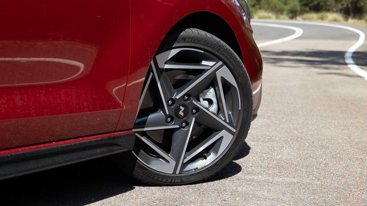 2024 Hyundai i30 N Line side alloy wheel design
