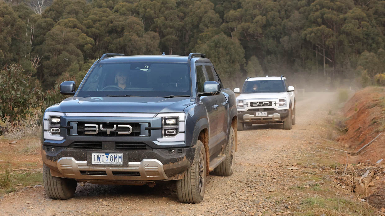 2025 BYD Shark 6 two car driving