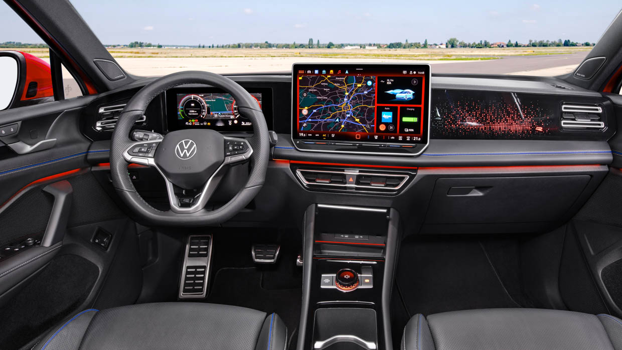2025 Volkswagen Tiguan R Line interior wide