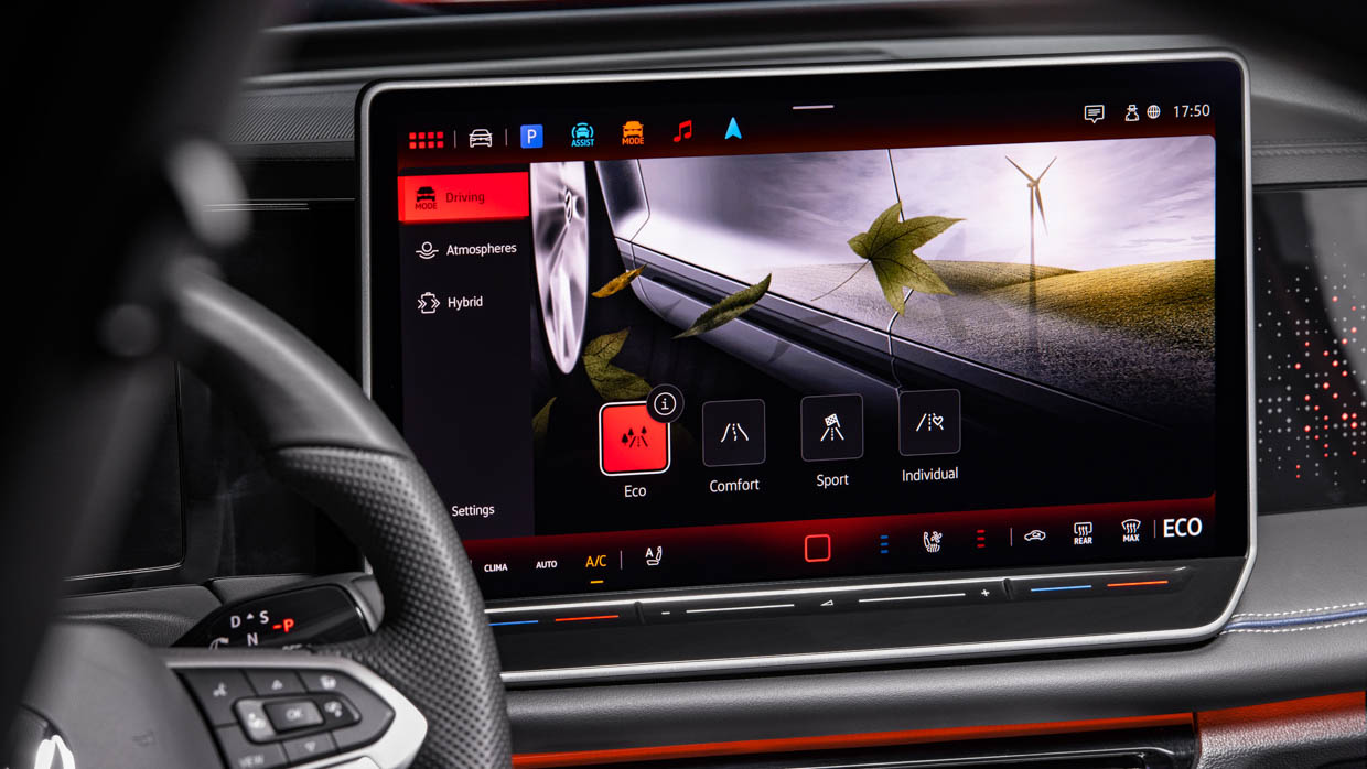 2025 Volkswagen Tiguan R Line touchscreen infotainment