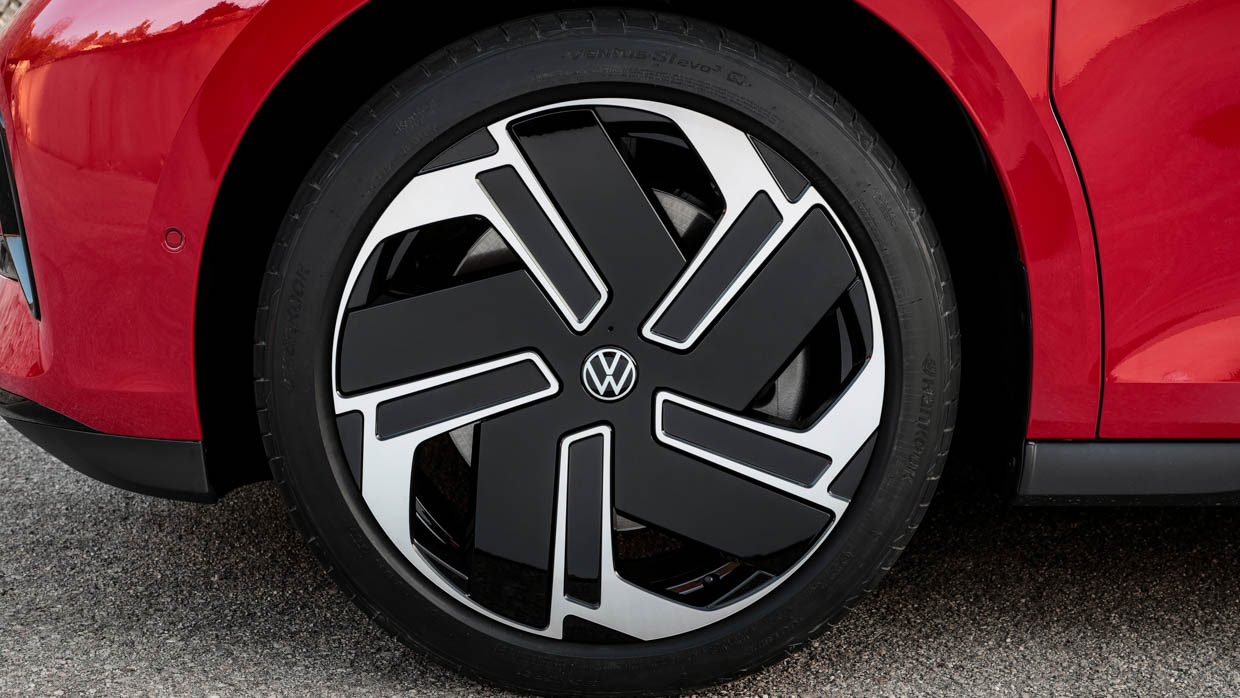 2025 Volkswagen ID Buzz GTX wheel design
