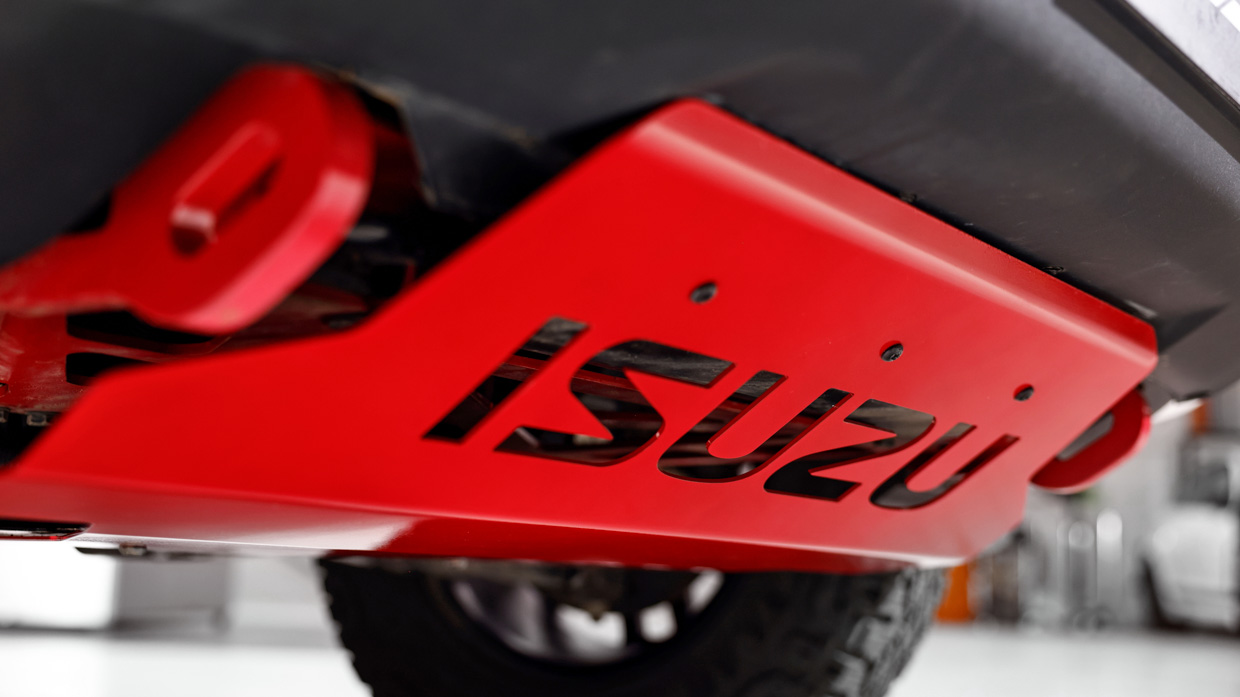 Isuzu D-Max Blade 2025 bash plate