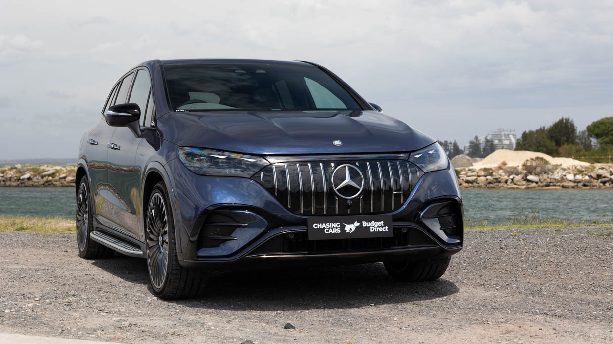 Mercedes-AMG EQE 53 SUV 2025 front 3/4