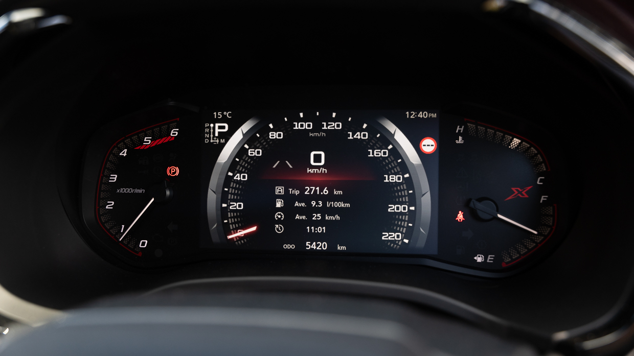 2024 Isuzu D-Max X-Terrain interior instrument cluster