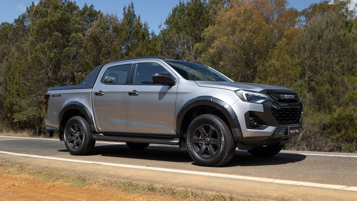 2024 Isuzu D-Max X-Terrain front side angle static