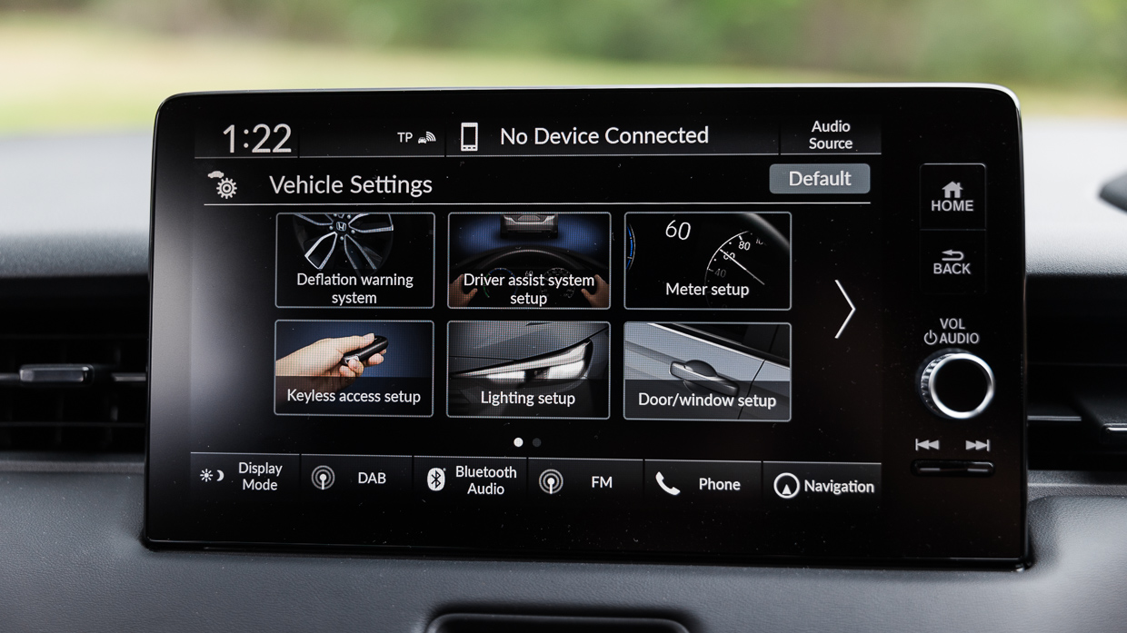 2024 Honda HR-V E:HEV L interior touchscreen infotainment