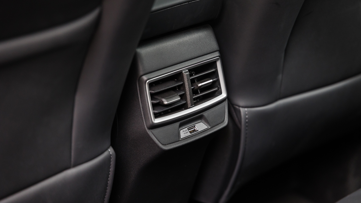MG ZS Hybrid+ Essence 2025 interior air vents