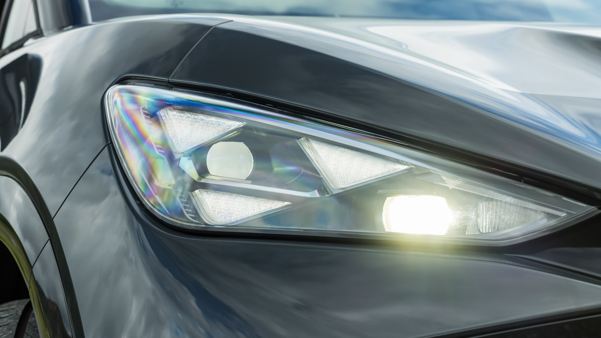 Cupra Tavascan 2025 headlight