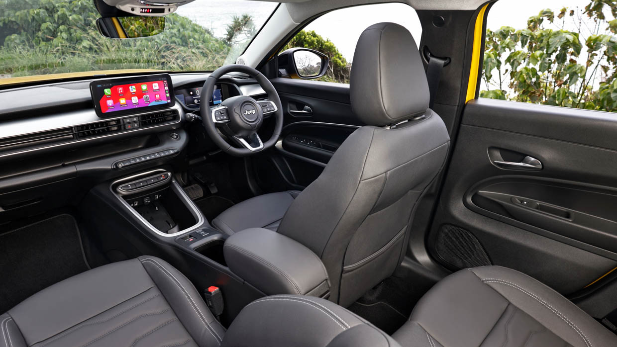 Jeep Avenger 2025 interior 2