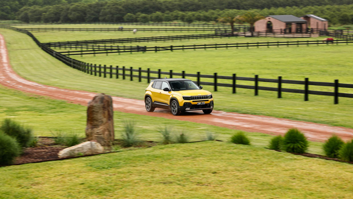 Jeep Avenger 2025 dirt