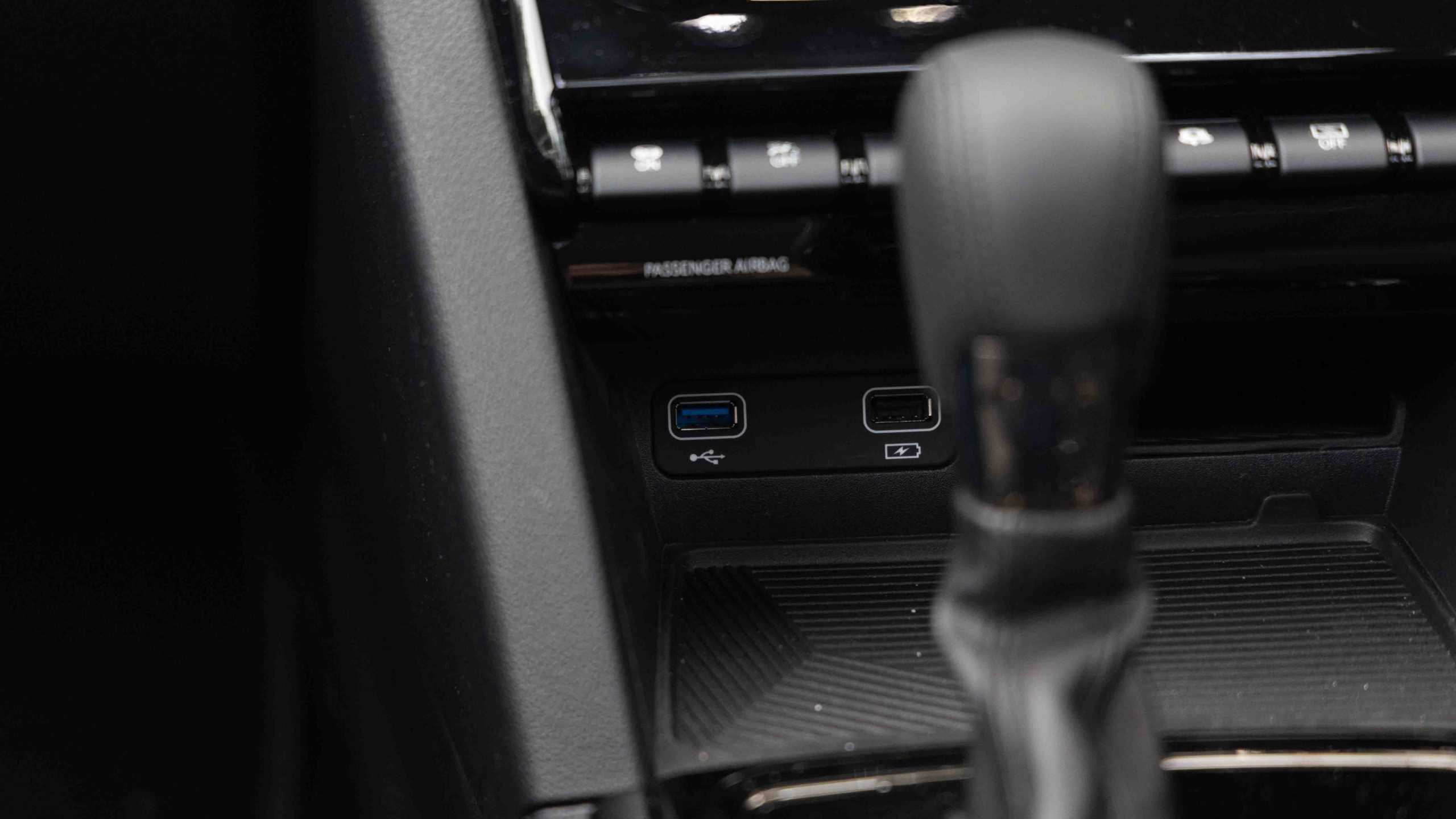 Mahindra XUV 700 Black Edition