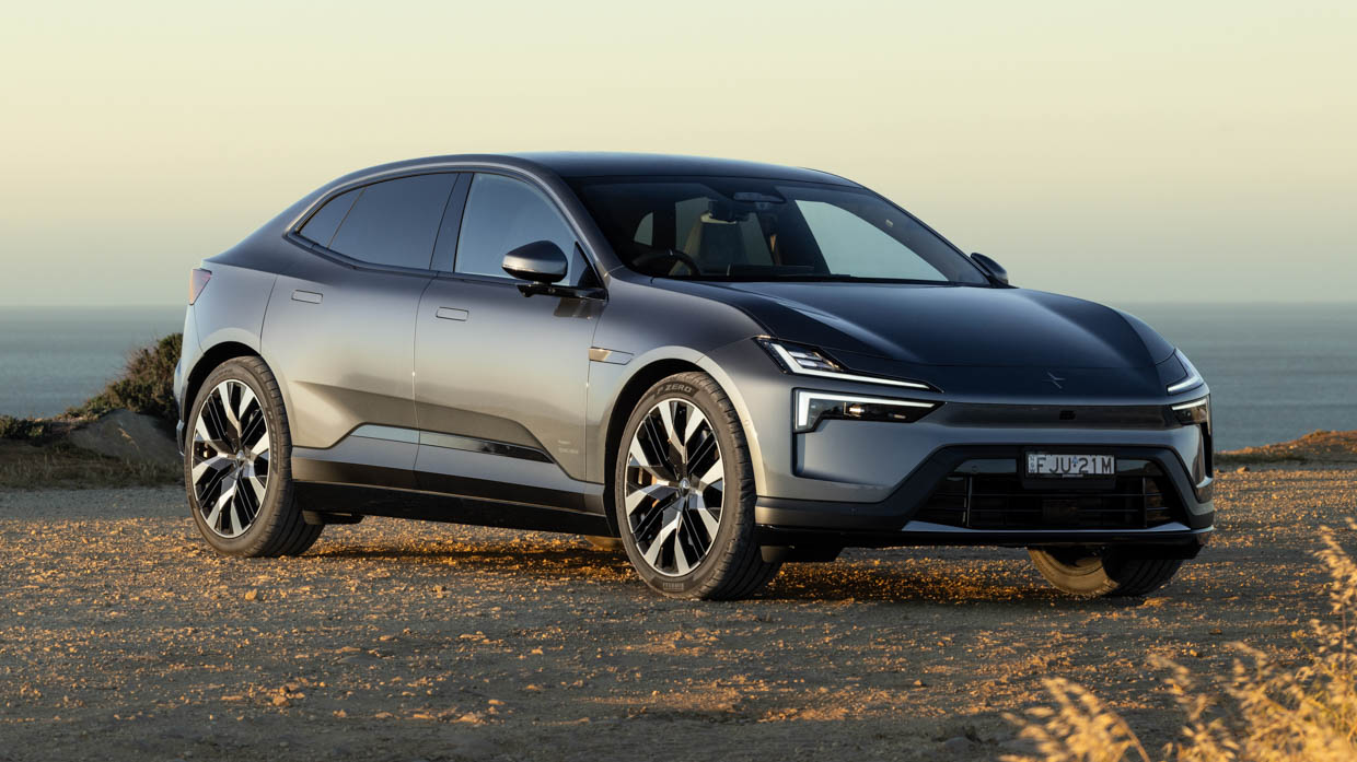 Polestar 4 2025 dual motor performance pack front