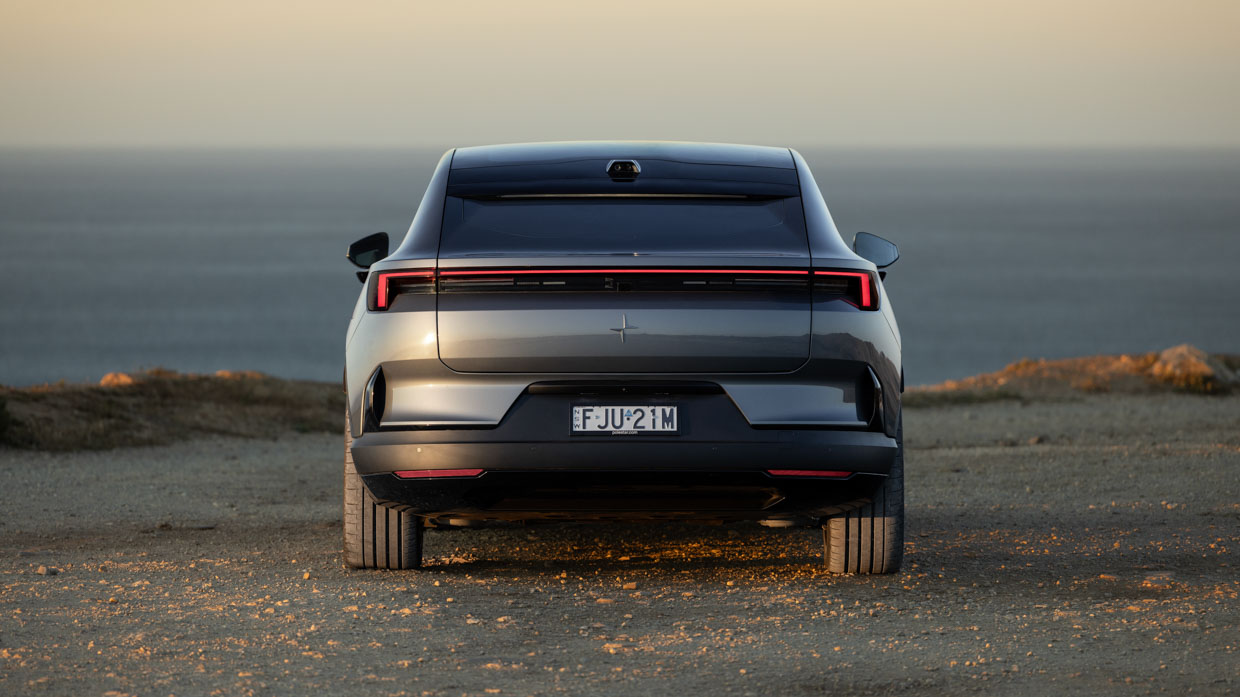 Polestar 4 2025 rear