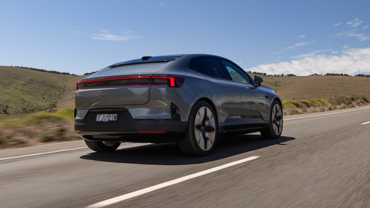 Polestar 4 2025 dual motor rear