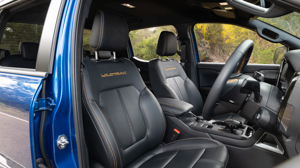 2024 Ford Ranger Wildtrak V6 interior front seats
