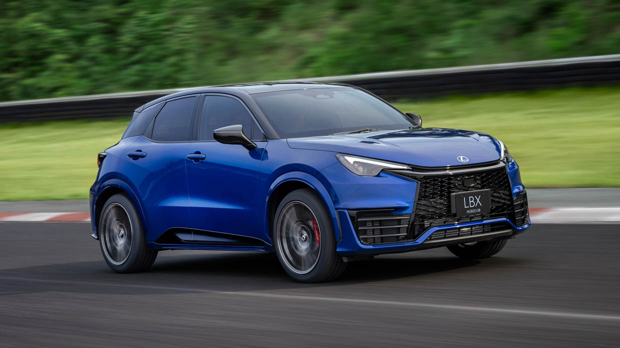 Every new Volvo model coming: XC90 and XC60 Hybrid SUVs, EX30CC off-road EV SUV, ES90 EV sedan, XC70 PHEV, EM90 Luxury MPV