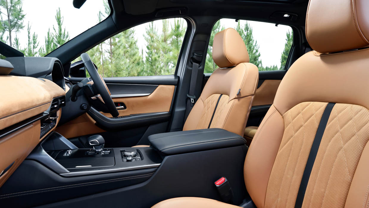 Mazda CX-70 Azami SP 2024 interior front seat