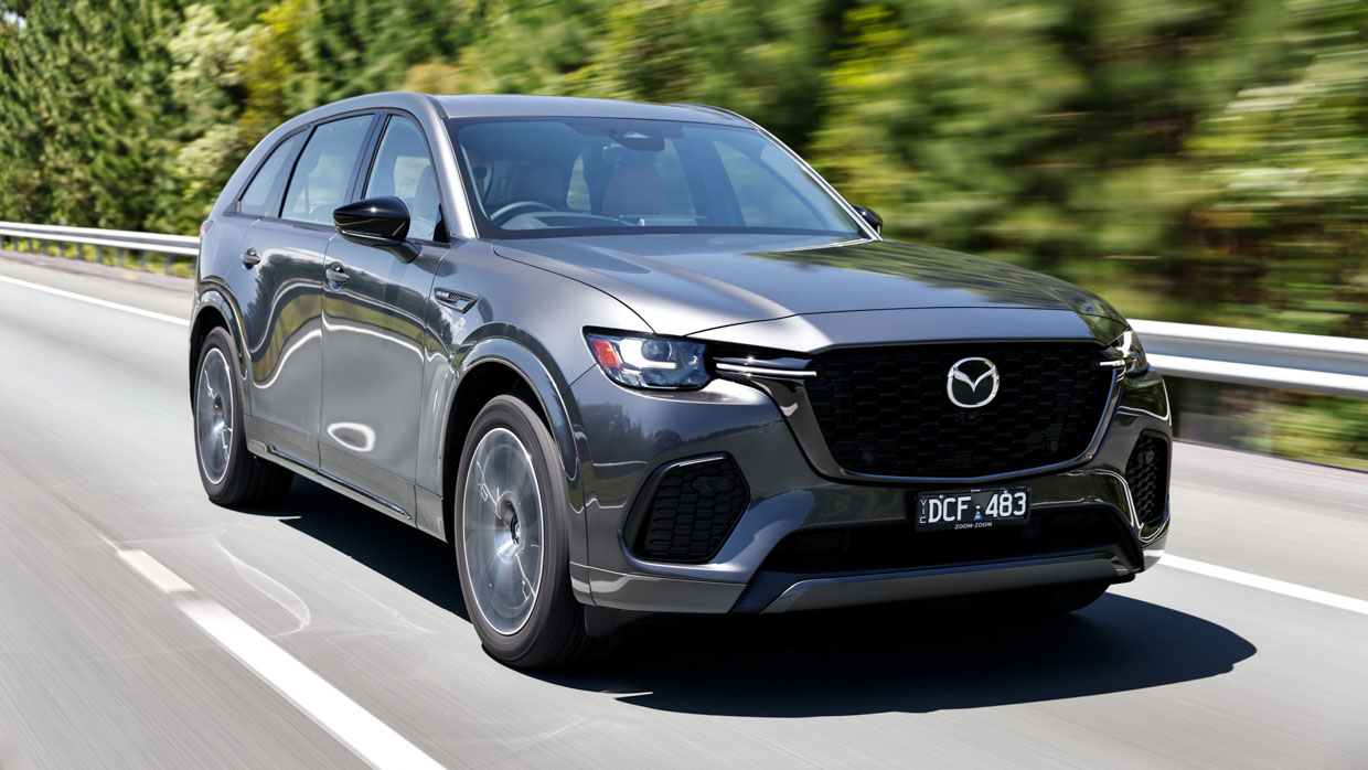 Mazda CX-70 Azami SP 2024 driving