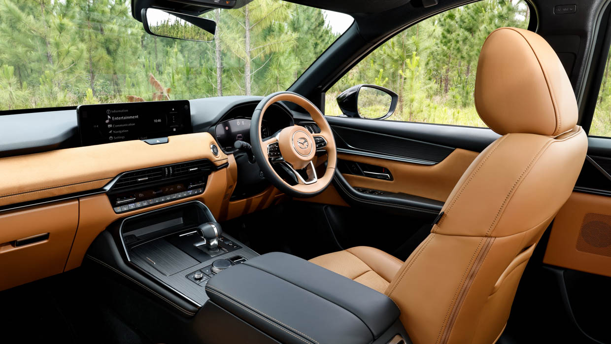 Mazda CX-70 Azami SP 2024 interior