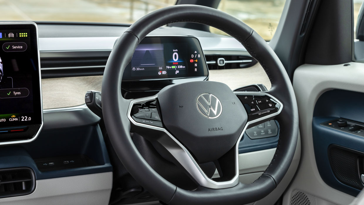 Volkswagen ID.Buzz LWB 2025 interior steering wheel