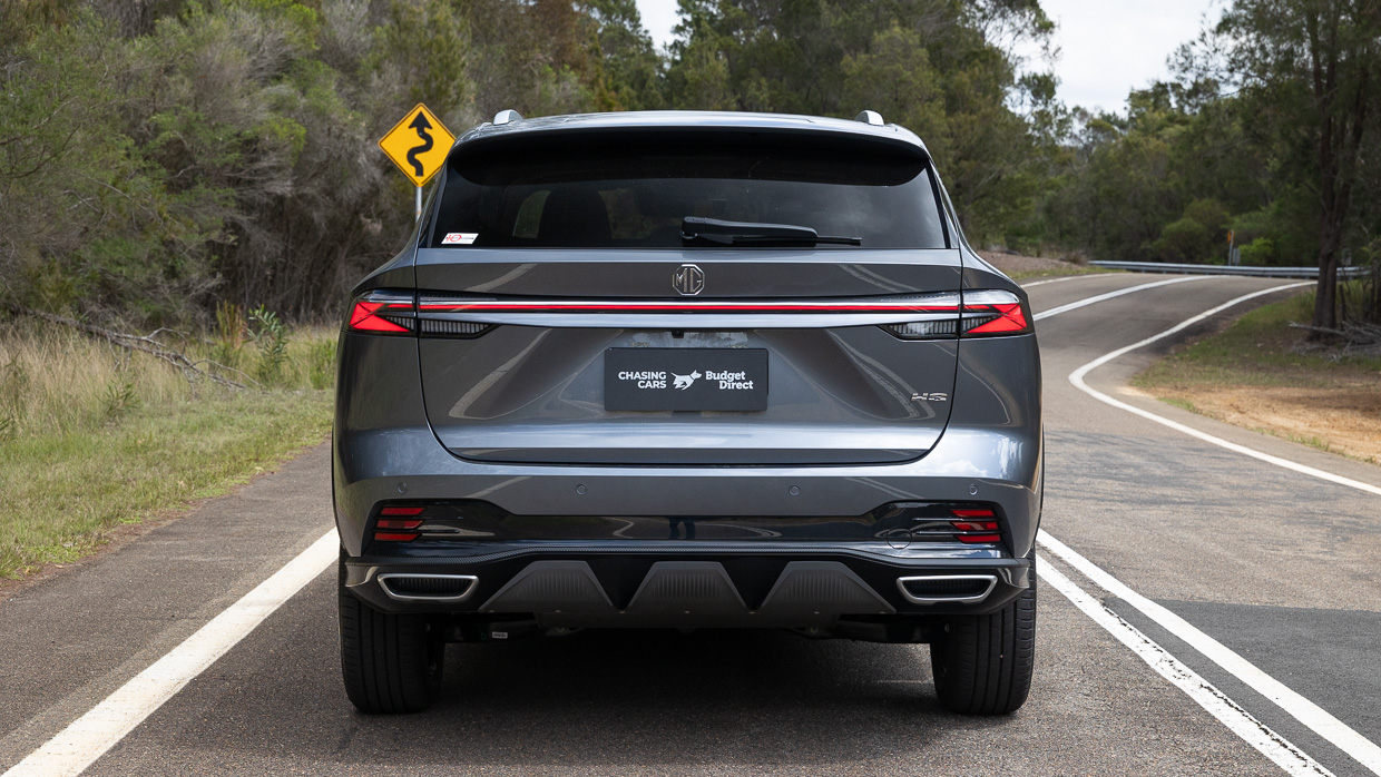 MG HS Essence 2025 rear